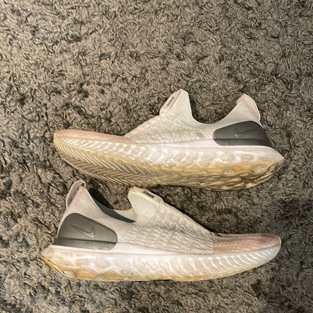 Nike phantom react
